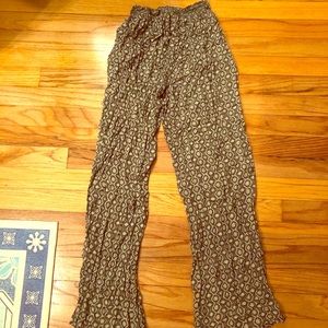 Cute flare, hippie, comfy pants!!